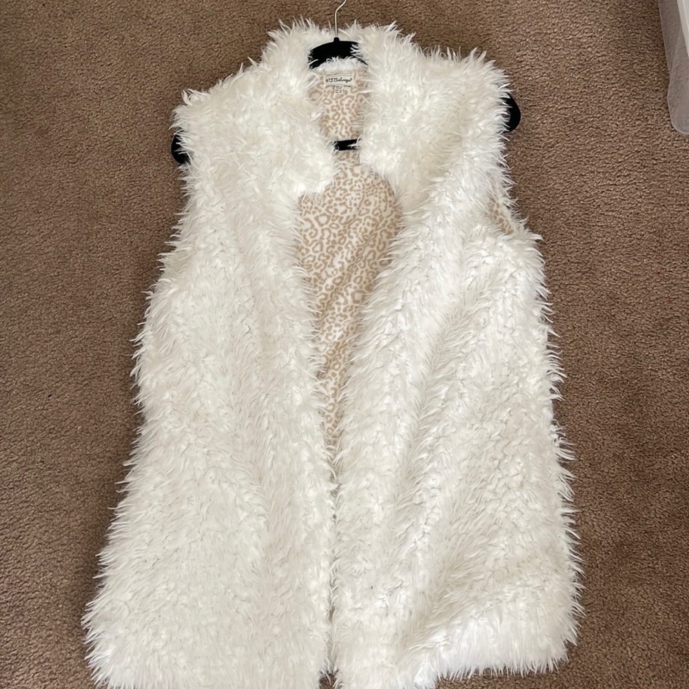 Pj salvage white fluffy vest